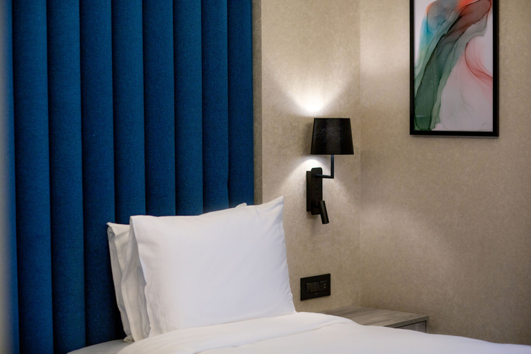 Bedroom 3, Wyndham Garden Baku, Baku