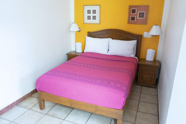 Bedroom 3, Casa VilaSanta - Hostel, Guadalajara