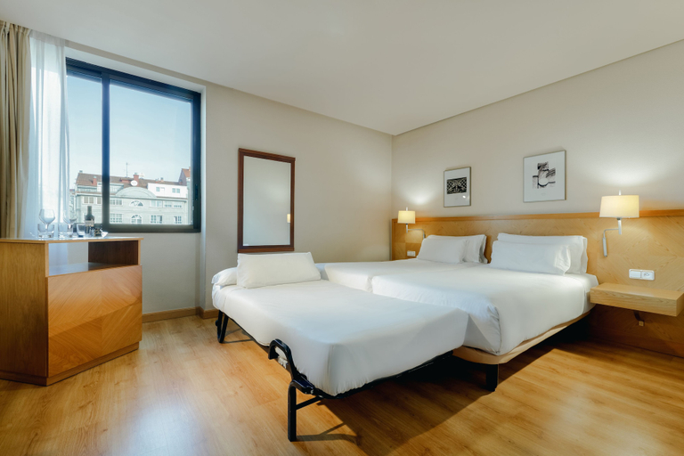 Bedroom 2, Hesperia Vigo, Pontevedra