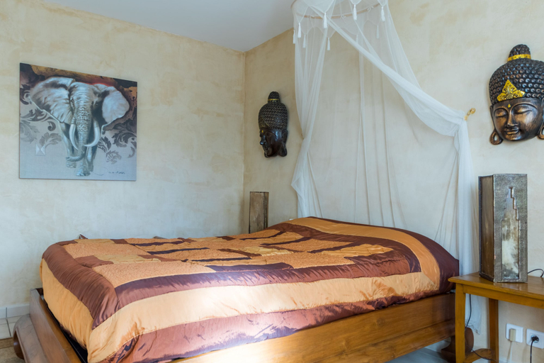 Bedroom 3, Le Manoir de l'Antiquite, Vendée