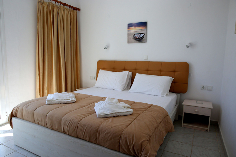 Bedroom 3, Kappatos Apartments, Ionian Islands