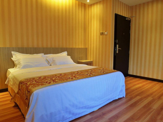 Bedroom 9