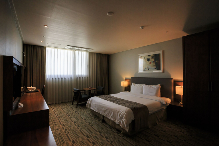 Bedroom 3, Hyunjin Tourist Hotel, Donghae
