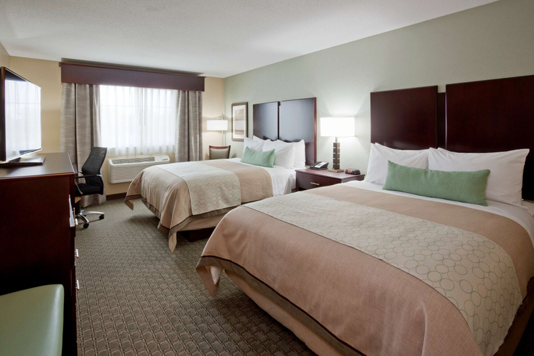 Bedroom 2, GrandStay Hotel & Suites, Pope
