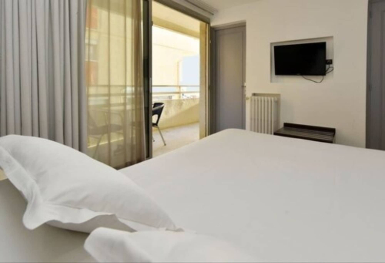 Bedroom 2, Hôtel Le Brasilia, Hérault