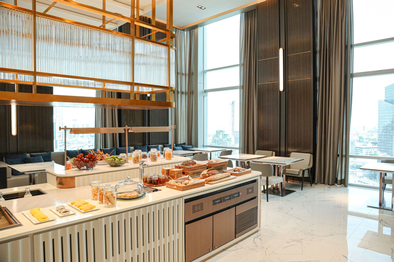 Restaurant 12