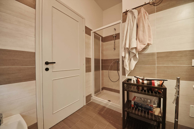 Bathroom 4, Villa Solelago Exclusive, Brescia