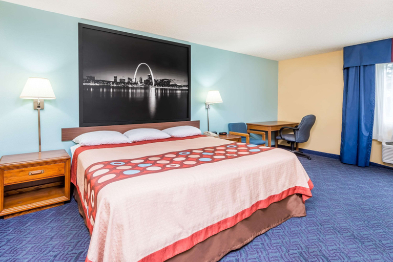 Bedroom 3, Super 8 by Wyndham O'Fallon, Saint Clair