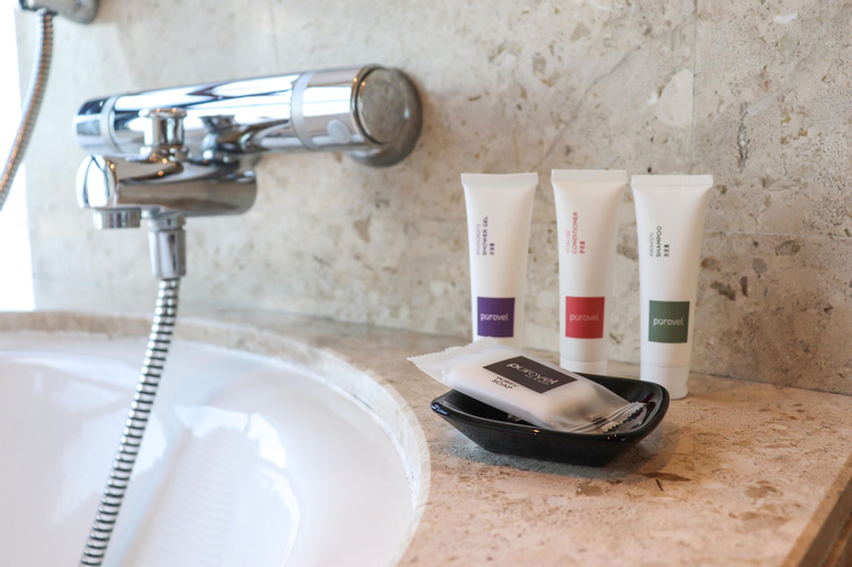 Amenities 20