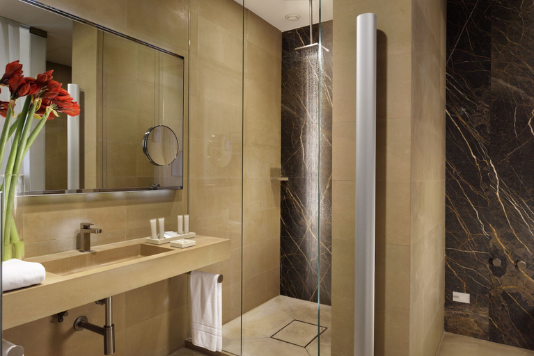 Bathroom 4, Palazzo Montemartini Rome, A Radisson Collection Hotel, Roma