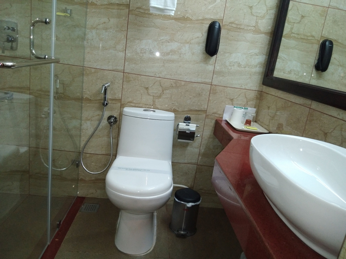 Bathroom 4
