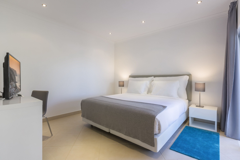 Bedroom 3, NAU Salema Beach Village, Vila do Bispo