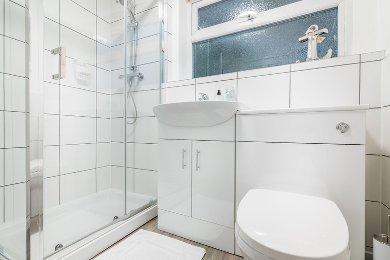 Bathroom 2, Platform Avenues Area Apartments, Kingston upon Hull
