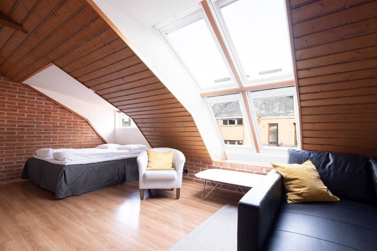 Bedroom 3, 2ndhomes 2-Story Penthouse w Balcony, Uusimaa