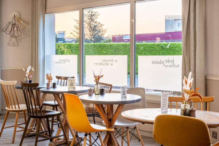 Food & Drinks 5, Hotel Kyriad Lyon Est - Bron Eurexpo Le Cottage, Rhône