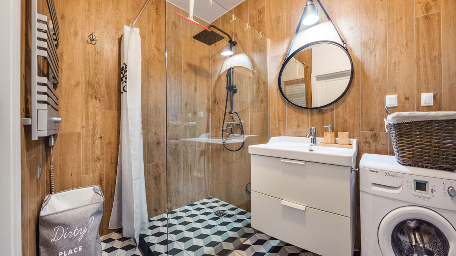Bathroom, Apartamenty Sun & Snow Legionów, Gdynia