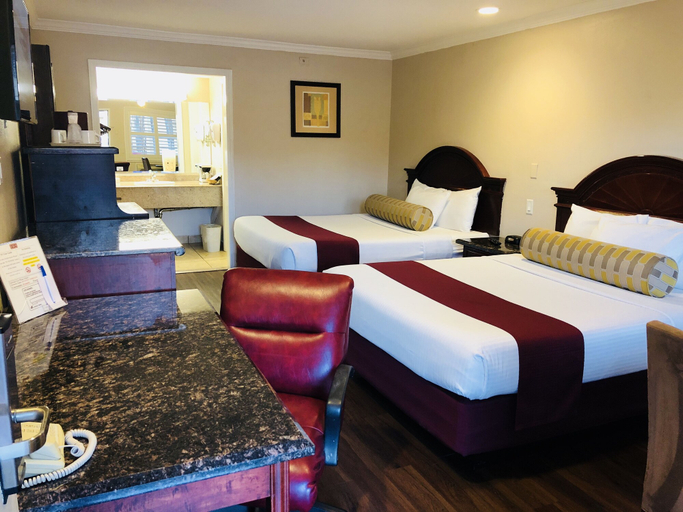 Bedroom 3, Dynasty Suites Hotel Riverside, Riverside
