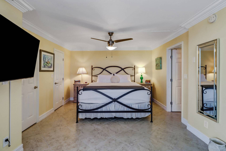 Bedroom 3, Beach & Tennis 5302, Lee