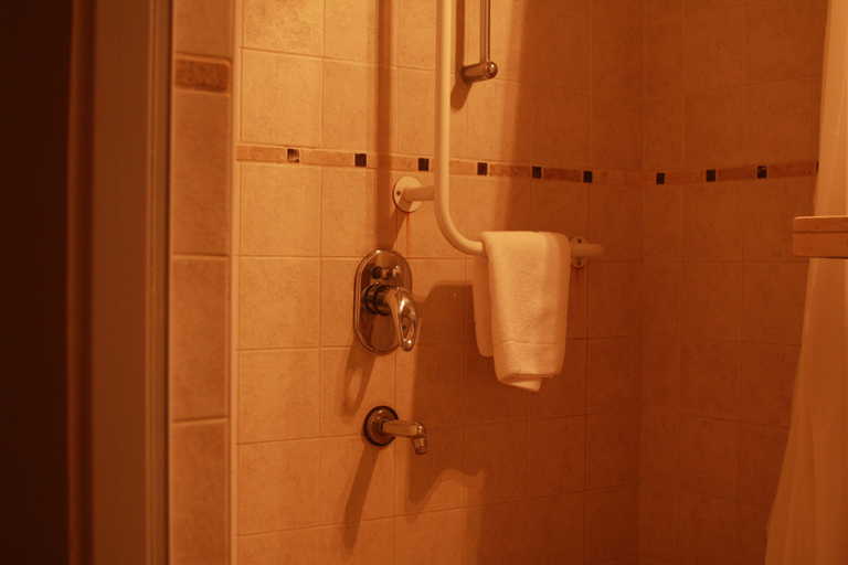 Bathroom 4, Hotel Posada Del Sol, Capital