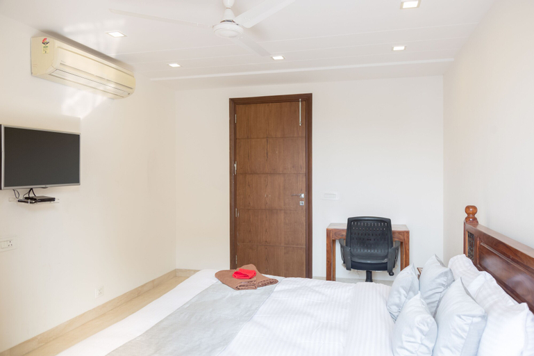 Bedroom 12