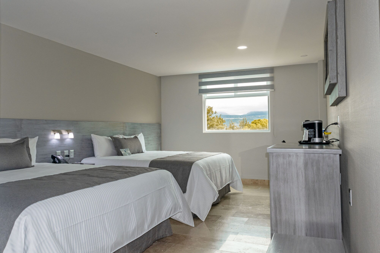 Bedroom 2, Hotel 5 Inn Plus, León