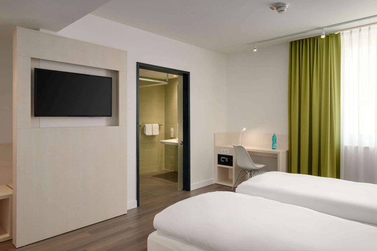Bedroom 5