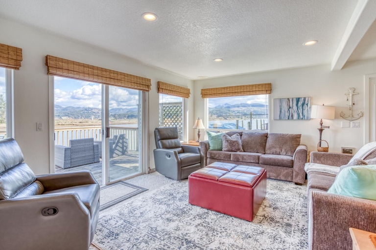 Others 5, Coastal River Haven, Tillamook