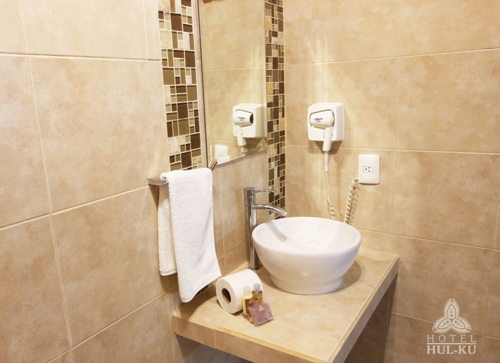 Bathroom 5, Hotel Hulku, Cozumel