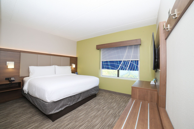 Bedroom 5, Holiday Inn Express NAPERVILLE by IHG, Dupage