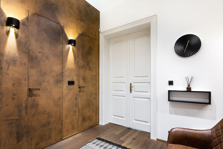 Others 5, Luxury Prague Riverside Apartment, Praha 5