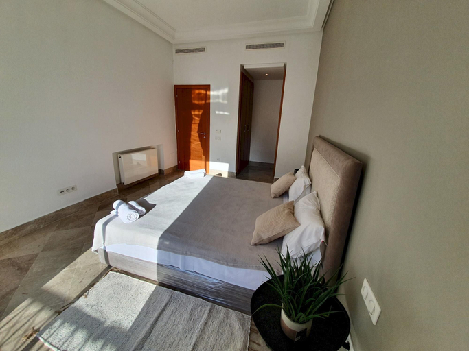 Bedroom 3, Majestic Malaga Apt de Luxe Entre Marsa Carthage, Carthage