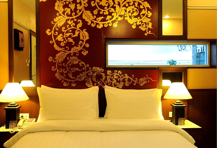 Bedroom 8