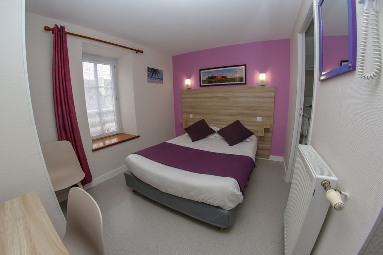 Bedroom 4, Hôtel du Cheval Blanc, Finistère