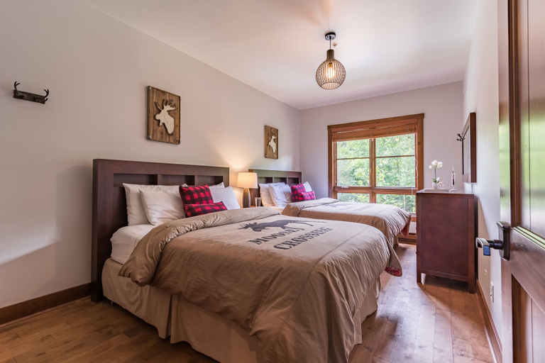 Bedroom 2, Etoile du Matin by Tremblant Platinum, Les Laurentides