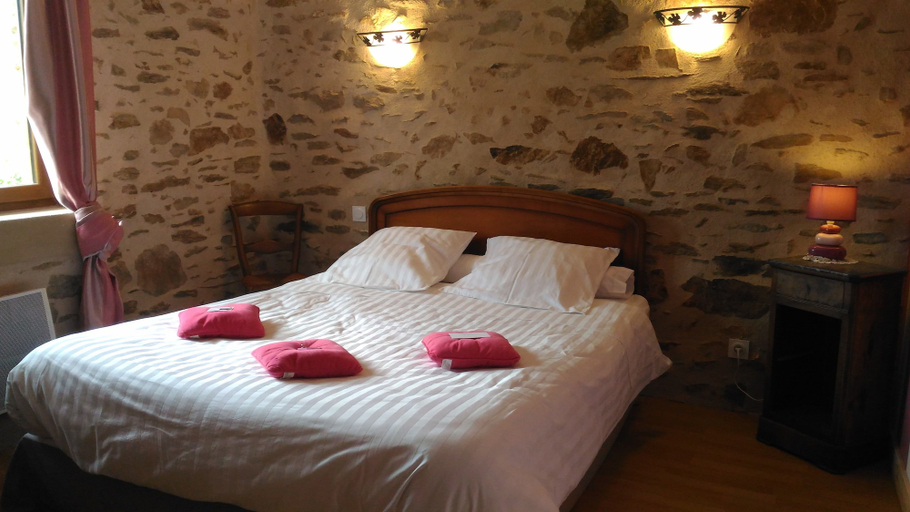 Bedroom 2, B&B Le Relais de Chantecor, Dordogne