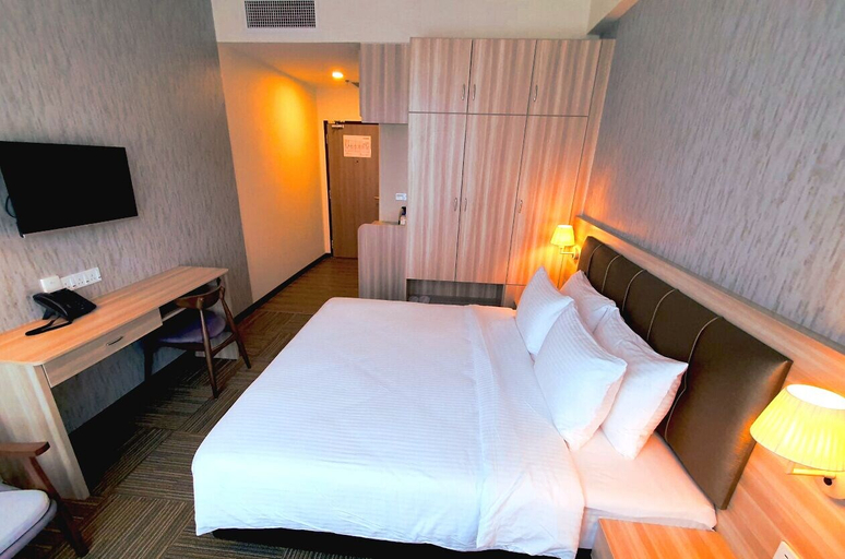 Bedroom 4, Maple Lodge, Batu Pahat