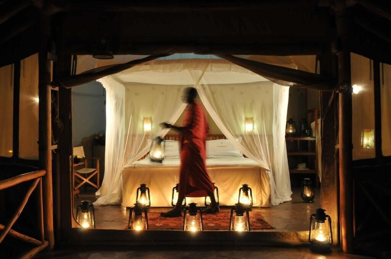 Bedroom 4, Severin Safari Camp, Voi