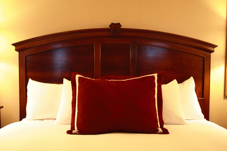Bedroom 2, Hotel Roanoke & Conference Ctr, Curio Collection by Hilton , Roanoke City