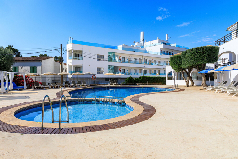 Exterior & Views 2, Alcanada Golf Hotel, Baleares