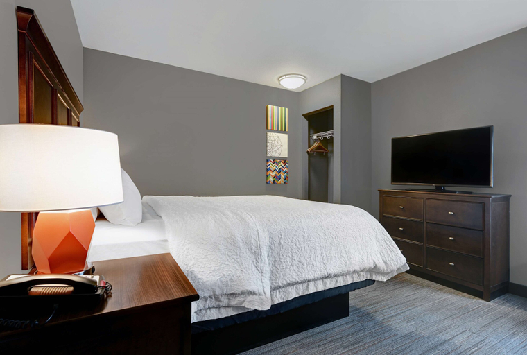 Bedroom 3, Hampton Inn Farmington, Saint Francois