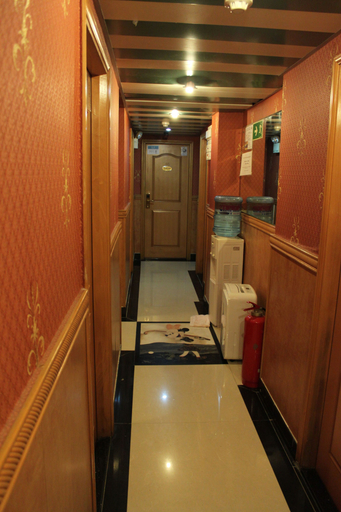 Others 5, Venetian Hostel, Kowloon