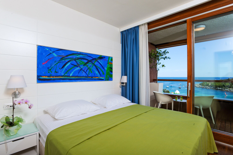Bedroom 4, Maistra Select All Suite Island Hotel Istra, Rovinj