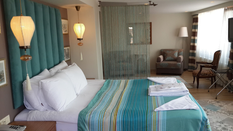 Bedroom 4, Tashkonak Hotel, Fatih