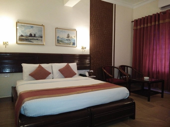 Bedroom 13