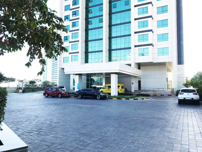 Exterior & Views 2, Stylish 1 Bedroom in Marina Blue, Abu Dhabi City