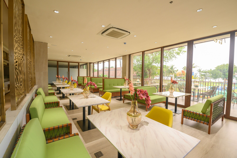 Food & Drinks 5, Nouveau Resort, Mahinog