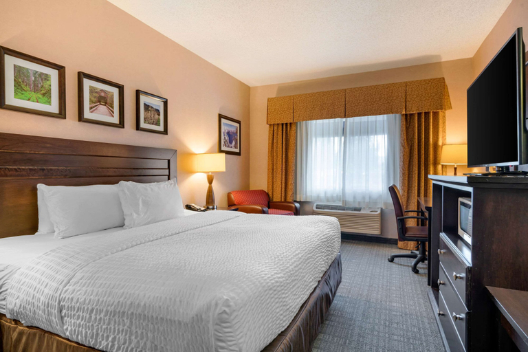 Bedroom 3, Clarion Pointe Medford, Jackson