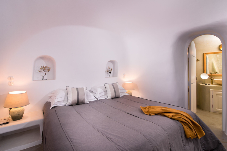 Bedroom 3, Pezoules of Oia, South Aegean