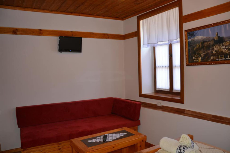 Others 5, Hotel Bebej Tradicional, Gjirokastrës