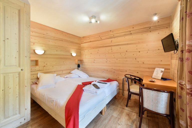 Bedroom 4, Loc Hotel Alpen Sports, Haute-Savoie